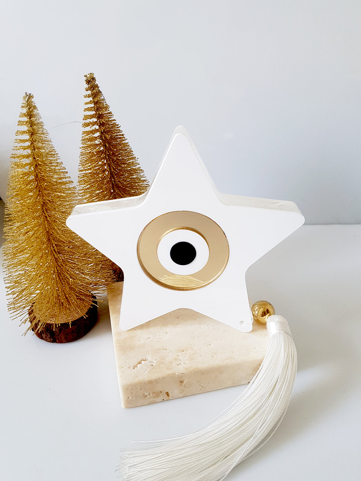 Επιτραπέζιο Πρωτότυπο Γούρι Star Charm , χειροποίητο απο plexiglass αστέρι με μάτι – minimal luxury- So Cute by Dimi