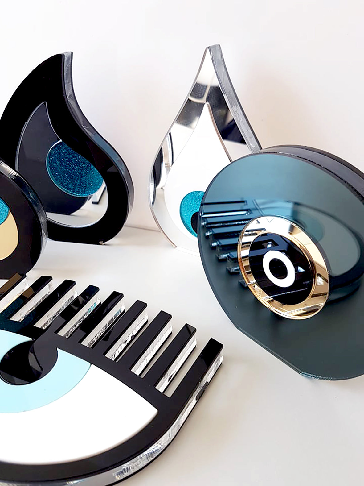 Επιτραπέζιο στρογγυλό γούρι μάτι μαύρος καθρέφτης - So Cute by Dimi