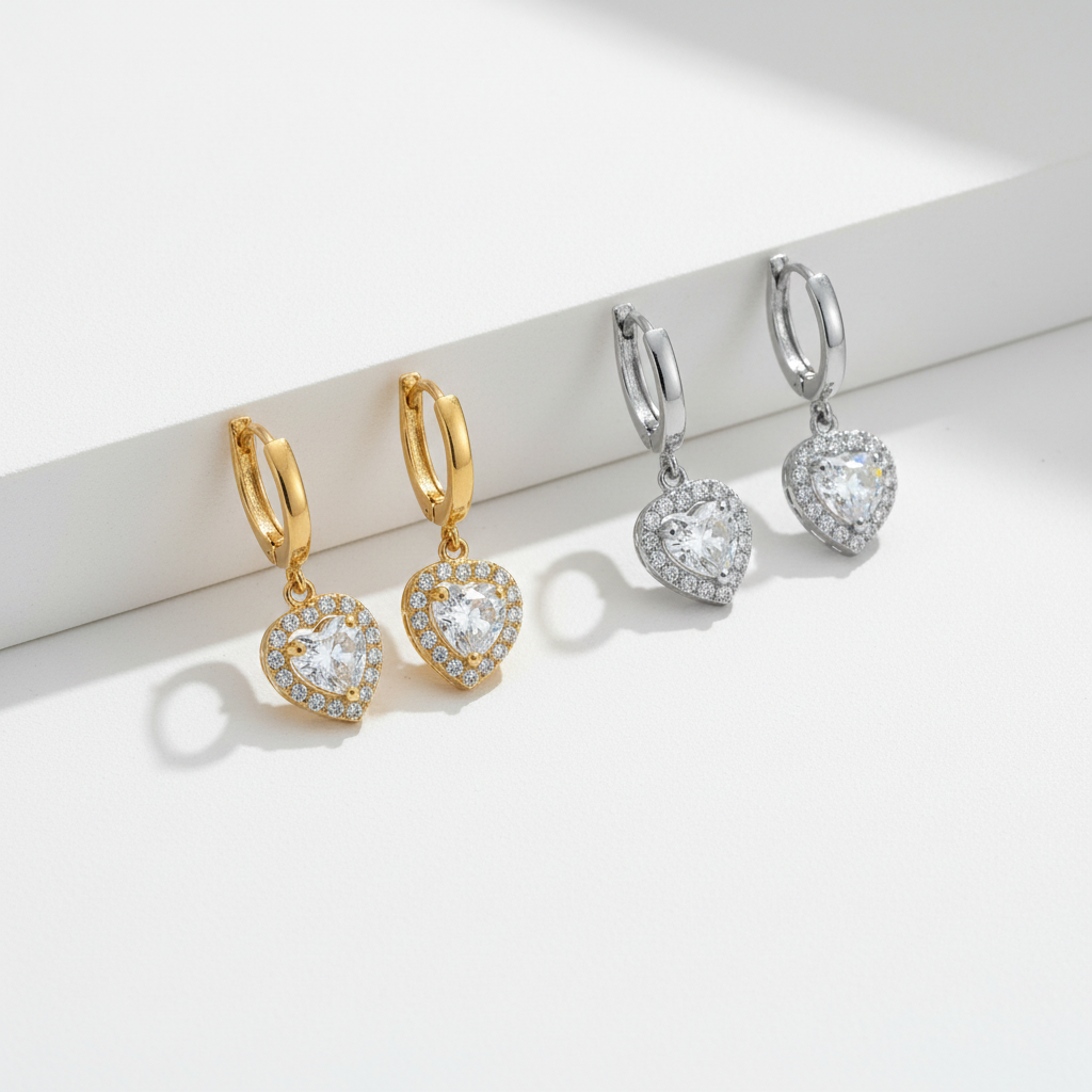 Amor Earrings – Ατσάλινα σκουλαρίκια με κρικάκι και καρδιά με ζιργκόν σε χρυσό και ασημί | So Cute by Dimi