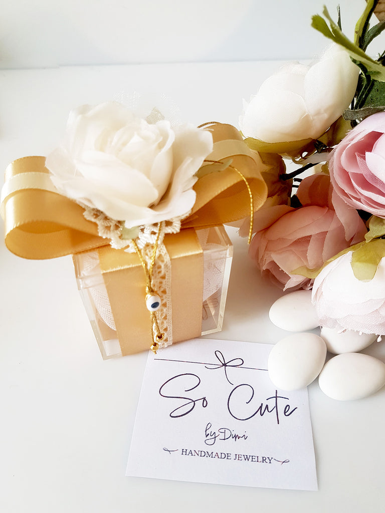 Mπομπονιέρα γάμου πλεξιγκλάς κουτάκι με λουλούδι και φιόγκο - So Cute by Dimi