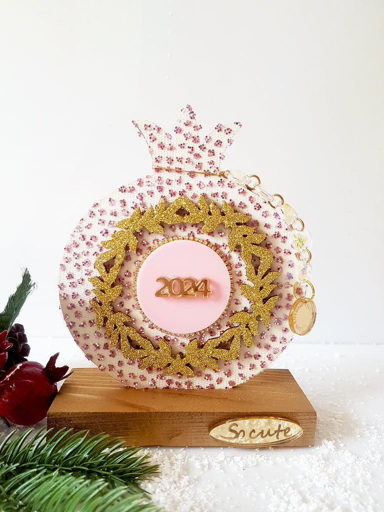 Merry & Pink επιτραπέζιο γούρι ρόδι - So Cute by Dimi