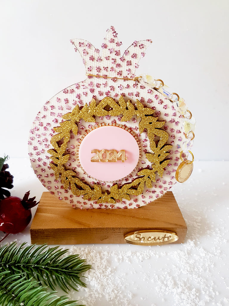 Merry & Pink επιτραπέζιο γούρι ρόδι - So Cute by Dimi