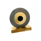 Επιτραπέζιο γούρι μάτι από πλεξιγκλάς σε γκρι με χρυσό καθρέφτη και ξύλινη βάση – So Cute by Dimi