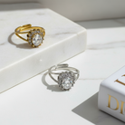 Ατσάλινο δαχτυλίδι Crystal Bloom με ζιργκόν halo σε χρυσό και ασημί – So Cute by Dimi