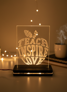 Διάφανο φωτιστικό LED Teach Inspire Love με ξύλινη βάση