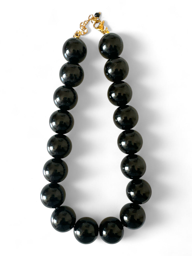 VENI NECKLACES