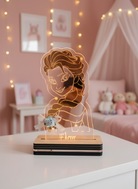 Παιδικό LED φωτιστικό Frozen Elsa με προσωποποιημένο όνομα και απλικέ mirror plexi μαλλιά.