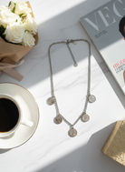 Ατσάλινο κολιέ με νομίσματα σε ασημί – So Cute by Dimi