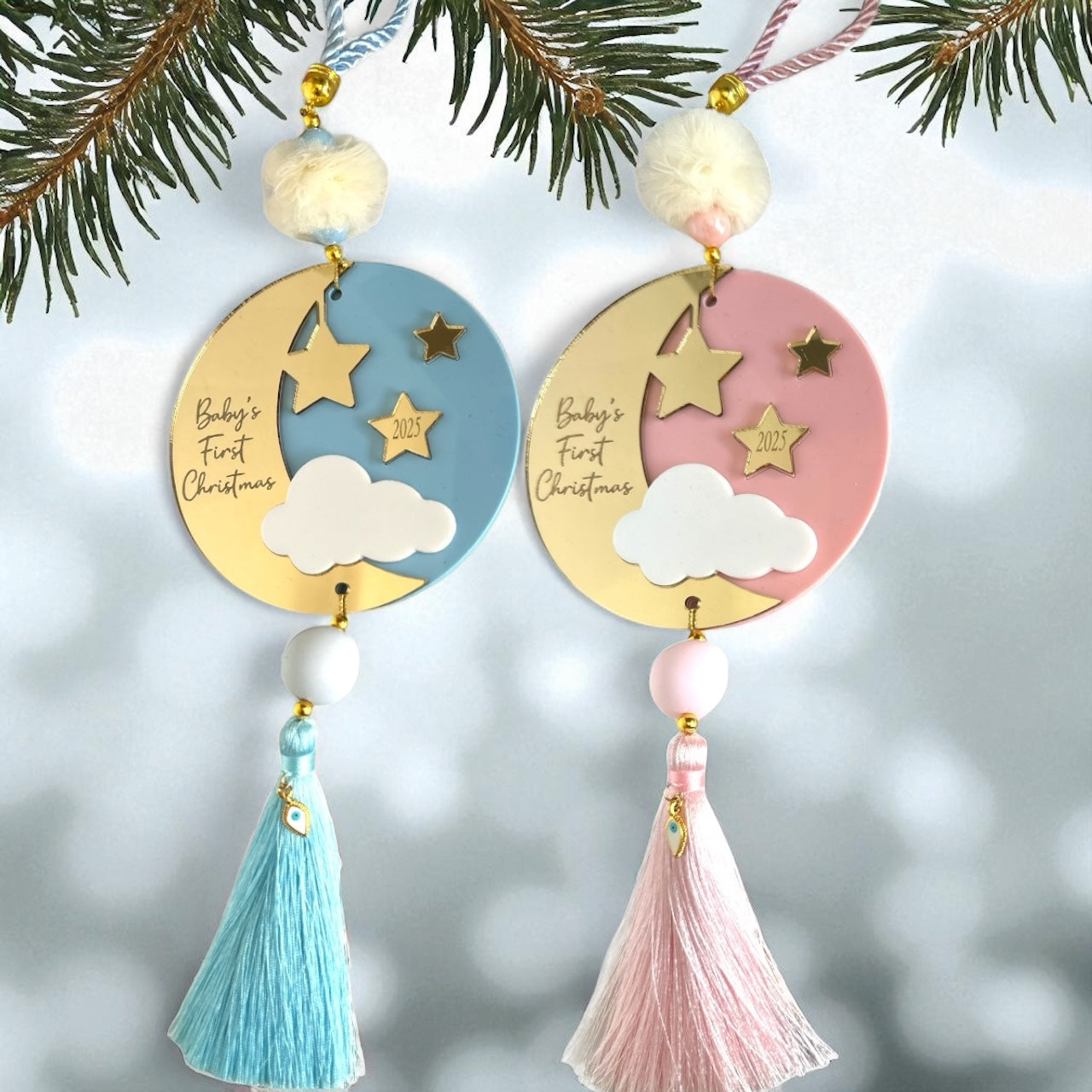 Γούρι Baby’s First Christmas plexiglass ροζ και γαλάζιο με φούντα – So Cute by Dimi