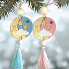 Γούρι Baby’s First Christmas plexiglass ροζ και γαλάζιο με φούντα – So Cute by Dimi