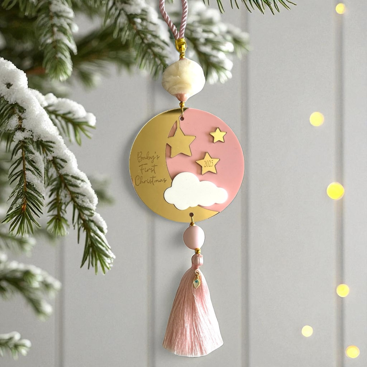 Γούρι Baby’s First Christmas plexiglass ροζ  με φούντα – So Cute by Dimi