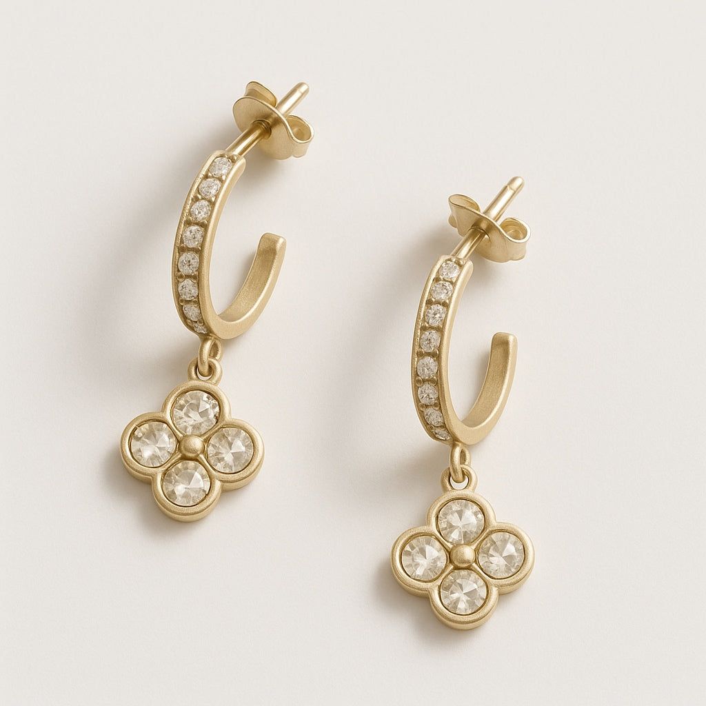 Ατσάλινα σκουλαρίκια τετράφυλλο με ζιργκόν – So Cute by Dimi