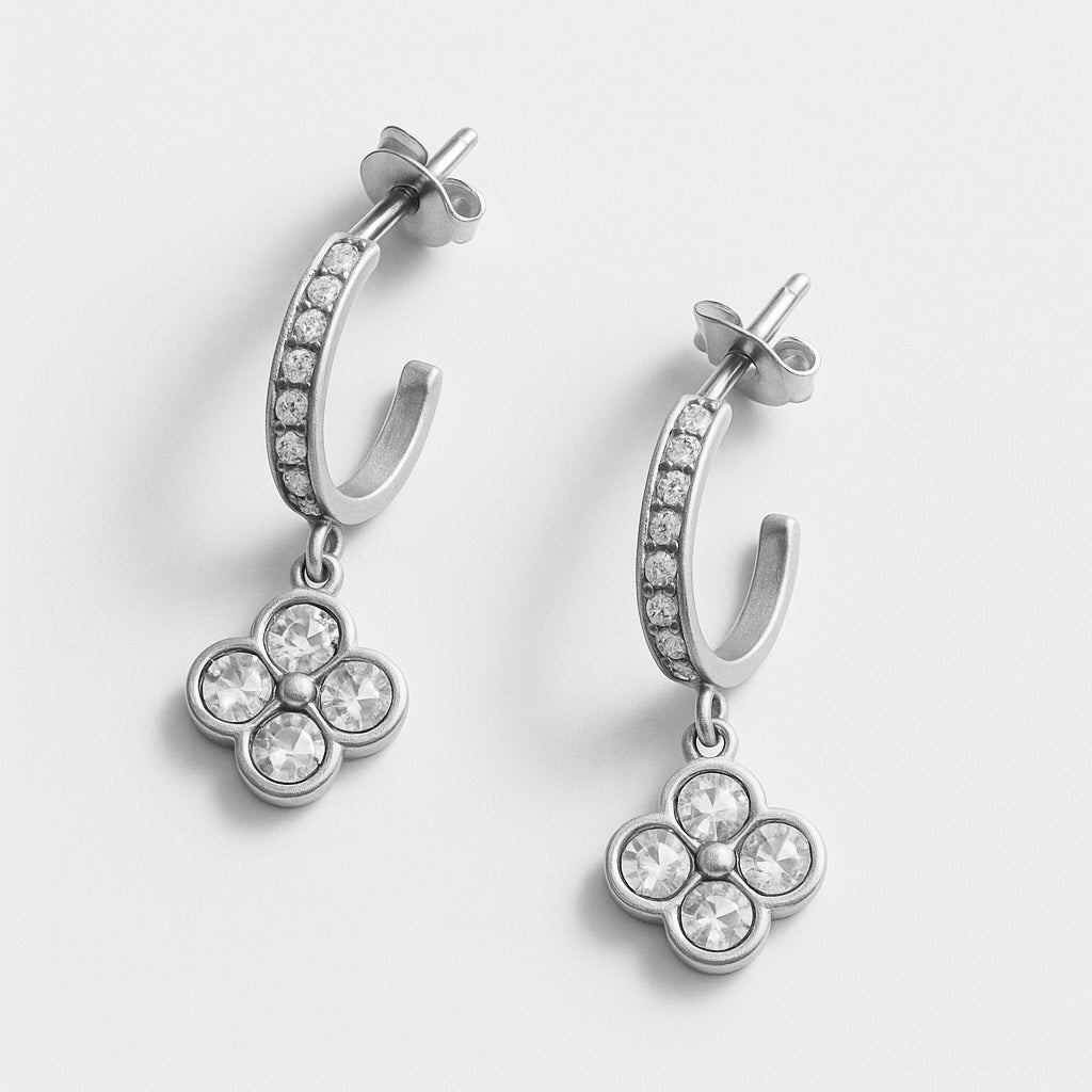 Ατσάλινα σκουλαρίκια τετράφυλλο με ζιργκόν – So Cute by Dimi
