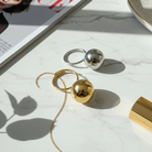 Ball Ring Mini 15mm – Ατσάλινο ρυθμιζόμενο δαχτυλίδι με μικρή μπίλια