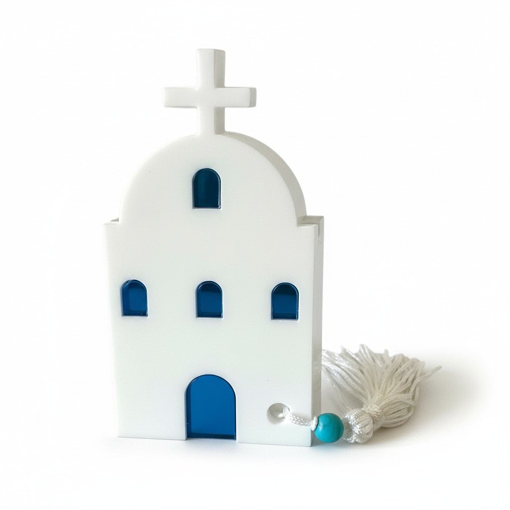 Μικρό επιτραπέζιο γούρι εκκλησάκι από πλεξιγκλάς με μπλε λεπτομέρειες και φούντα – So Cute by Dimi"