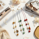 Μακρύ κολιέ με κορδόνι, χάντρες πέτρας και ατσάλινα μεταλλικά στοιχεία – So Cute by Dimi