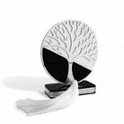 Plexiglass γούρι Tree of Life 2026 σε μαύρο-λευκό-ασημί με λευκή φούντα — So Cute by Dimi
