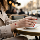 Ατσάλινο βραχιόλι Red Lips με κόκκινα χείλη από σμάλτο σε χρυσό και ασημί