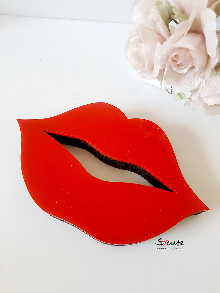 Επιτραπέζιο γούρι Lips - So Cute by Dimi